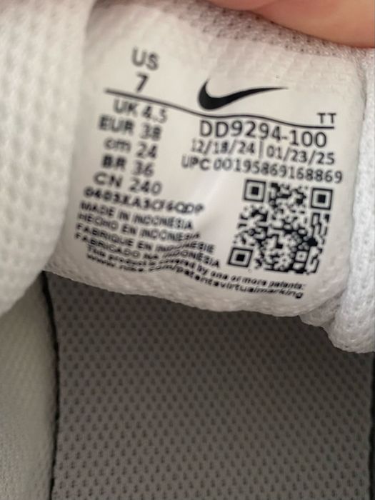 Vand adidasi Nike 38