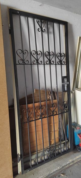 Различни видове врати