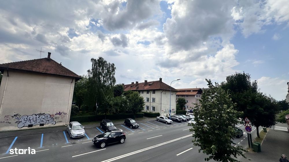Apartament 3 camere bloc vila - 75 mp + parcare - Tractorul 137500