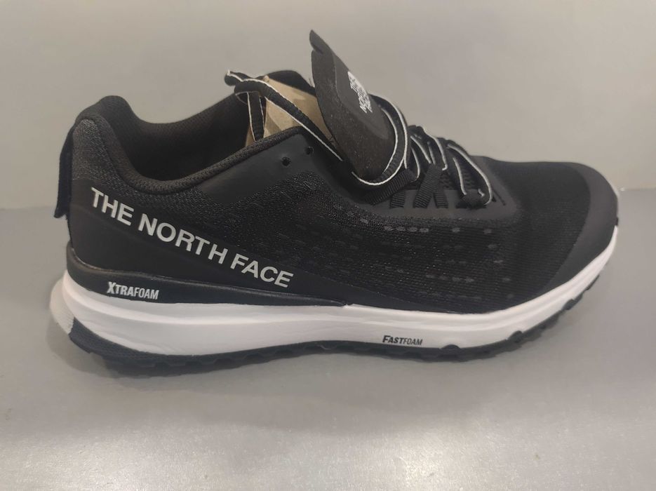 North Face N37,5 и N41.Летни маратонки.Нови.Оригинал.