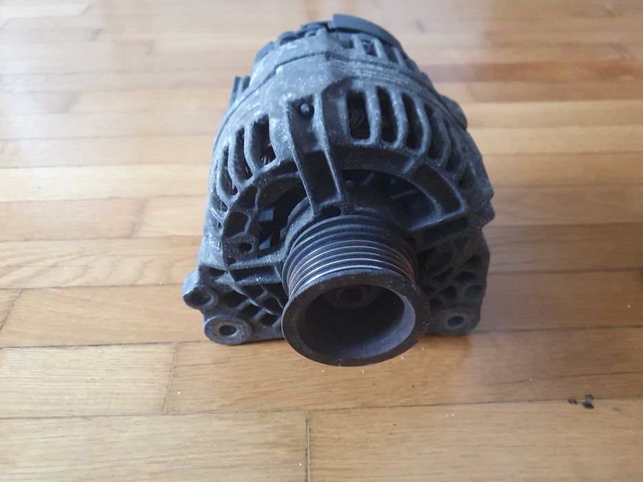 Alternator original Bosch 90A, 028903028D, VW Golf IV, DEFECT