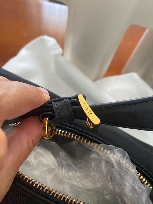 Страхотна чанта P**r ada и Chloe кожена