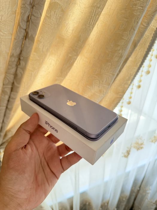 iPhone 11/64Gb - В идеальном состоянии