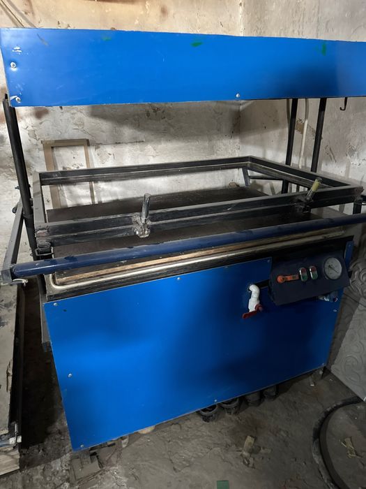 Вакумний станок солади как новий