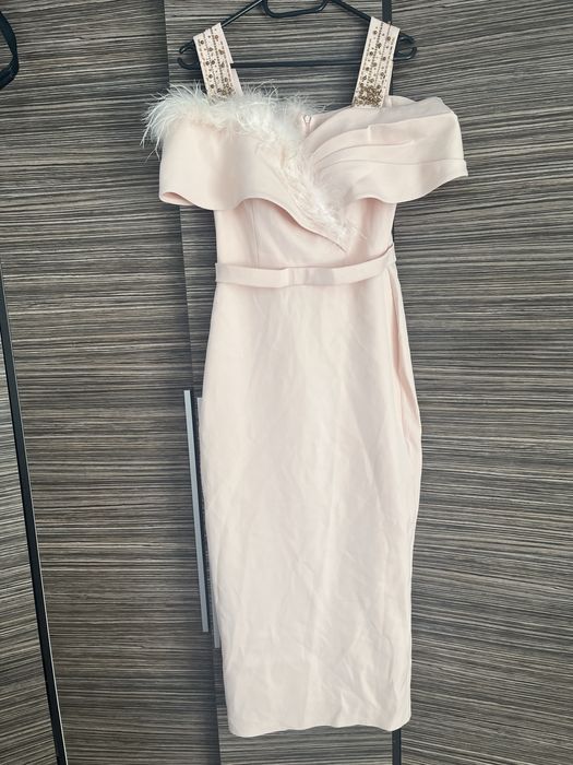 Rochie roz pal cu pene