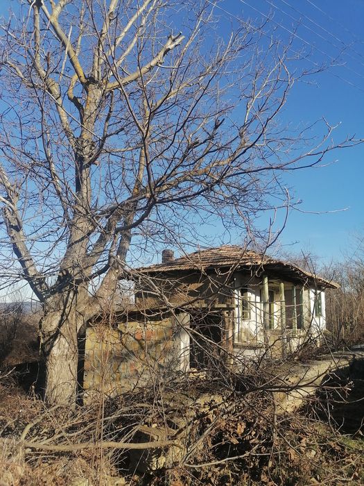 Къща в село Звезда, обл. Търговище