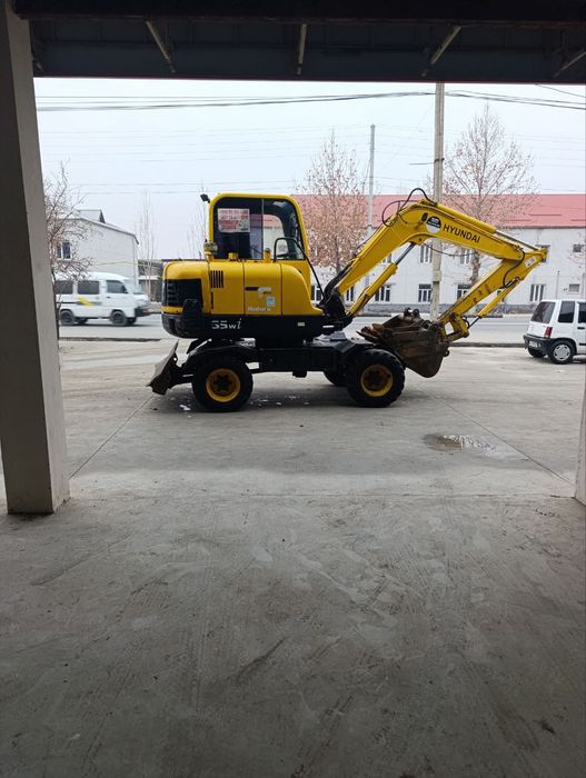 Екскаватор HYUNDAI  55wI 26000$