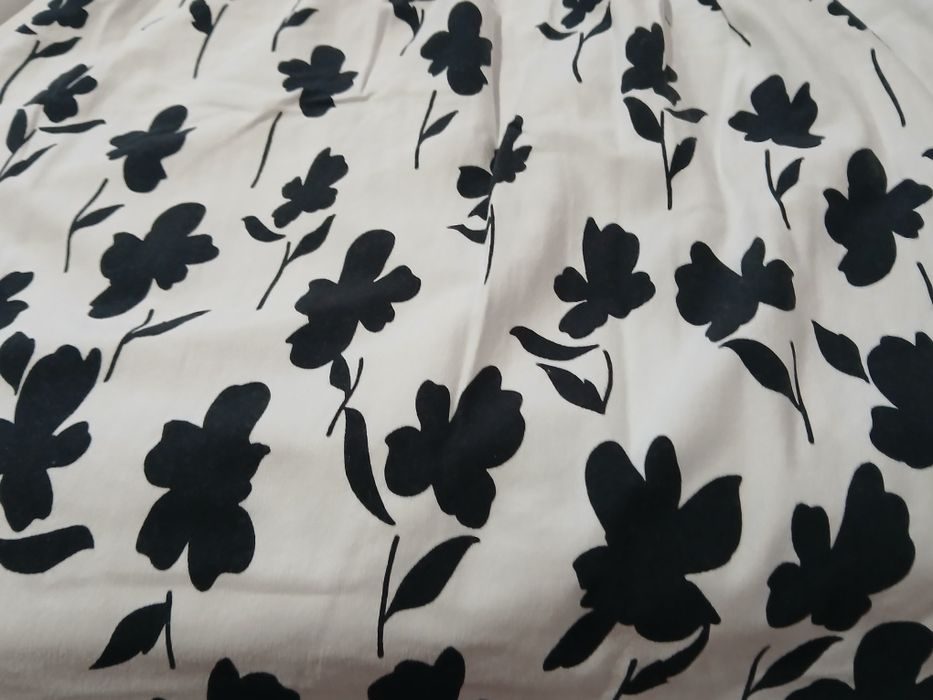 Rochiță foarte frumoasă de vară