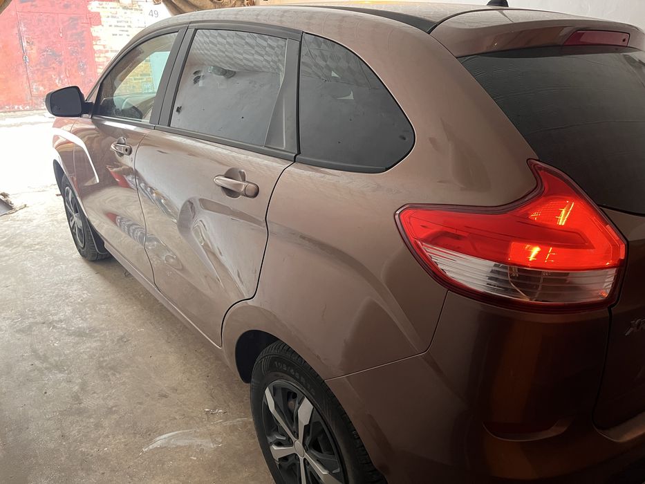 Продам Lada XRay