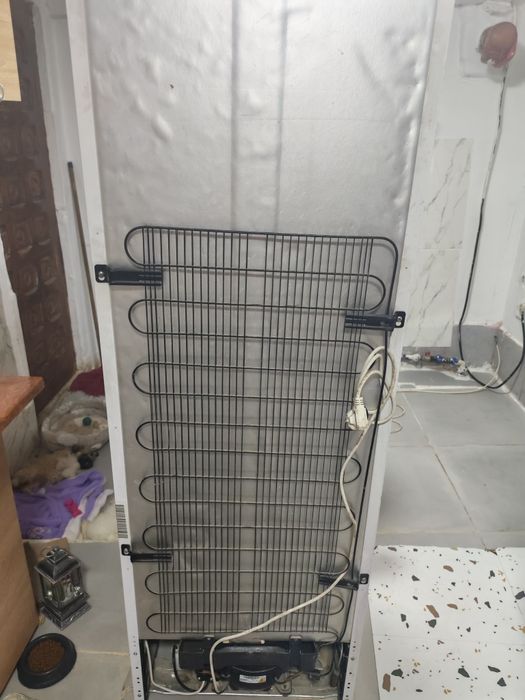 Vând frigider stare buna de funcționare