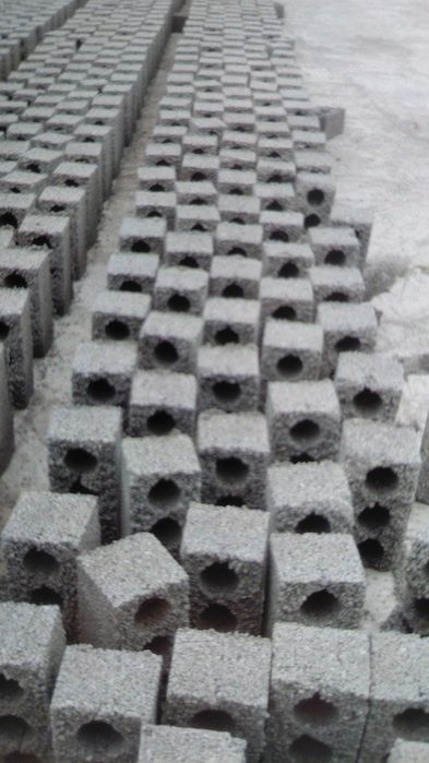 Шлакоблок строительный