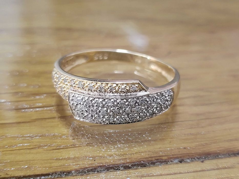 Inel superb aur alb/ galben 14k cu diamante naturale 0.25ct / 3.49gr
