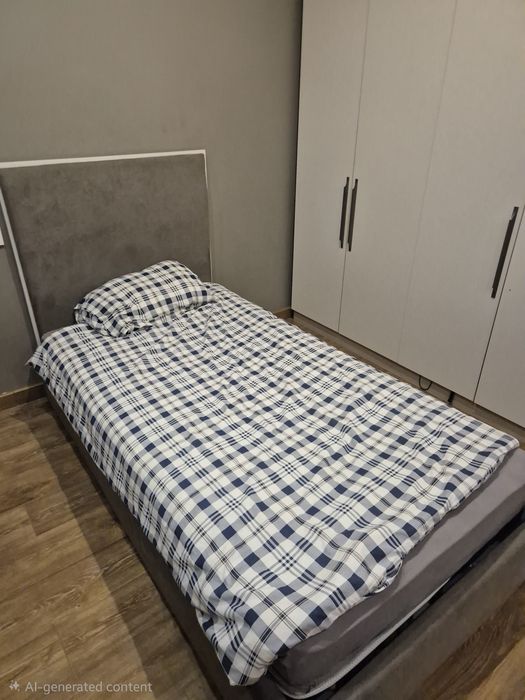 кровать с матрасом 100х200