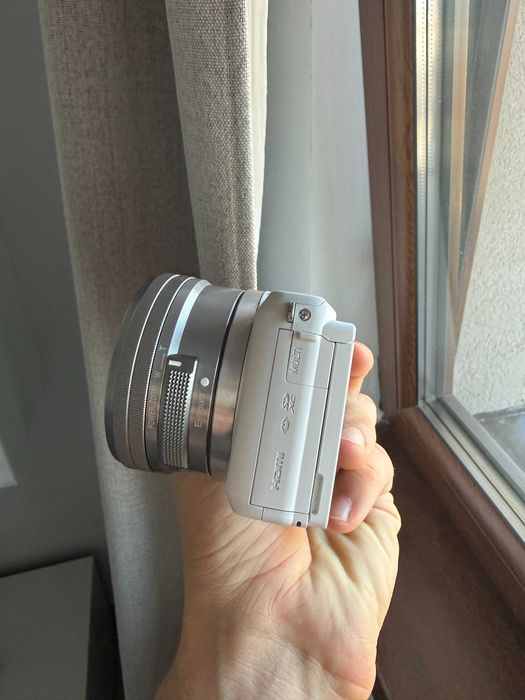 Sony Alpha 5100