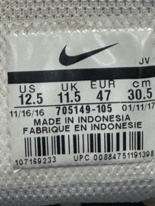 Маратонки NIKE AIR MAX TAVAS.Номер 47