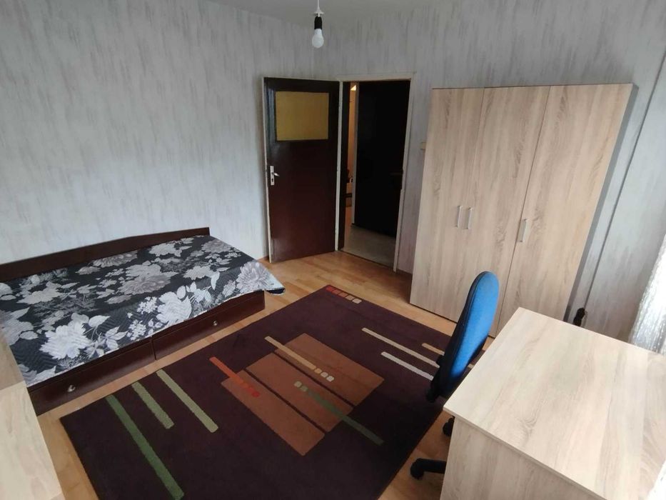 Дава се под наем Двустаен апартамент в Варна, Левски - 60 кв.м за 438.6 € - Снимка #2