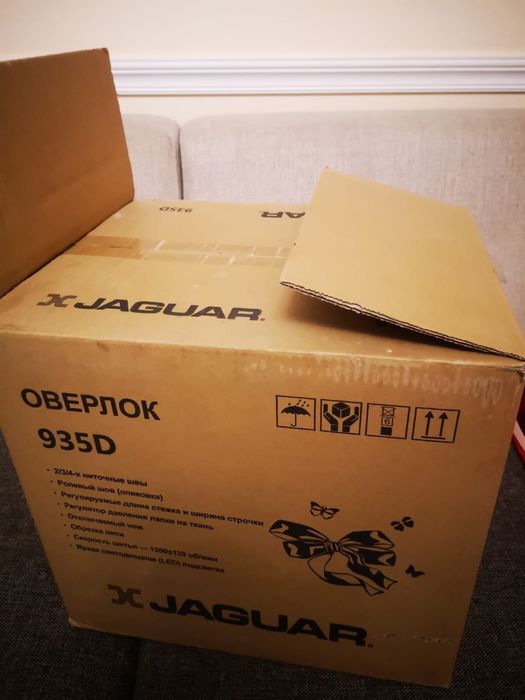 оверлок, швейная машина