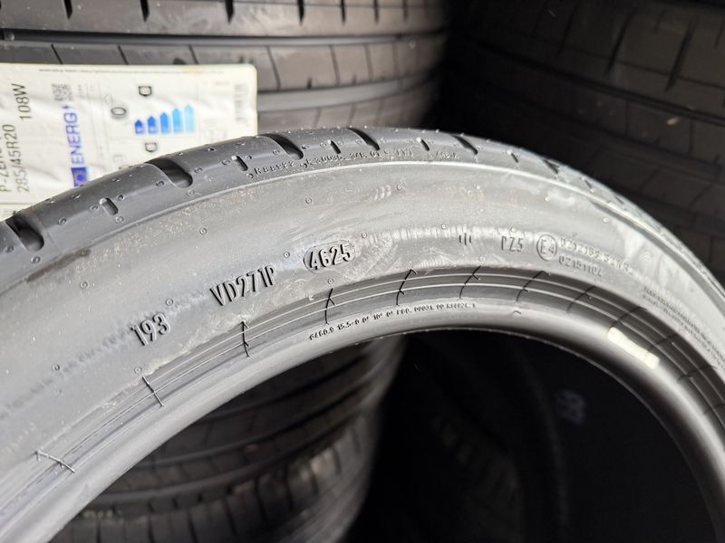245/40/18 PIRELLI 4бр