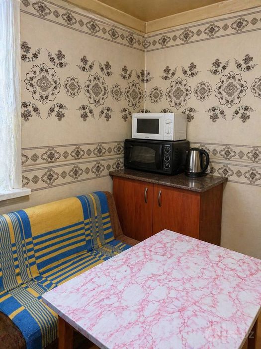 3/2/2. Спутник 8, Янгихает р. (Сергели) Дом деревянный. Квартира 52 м²
