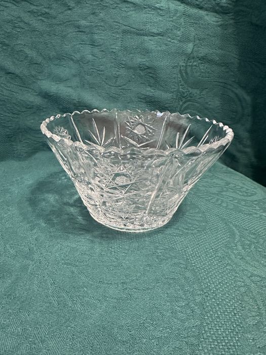 Руски и български кристал-сервиз за торта, вази, фруктиери и  др.