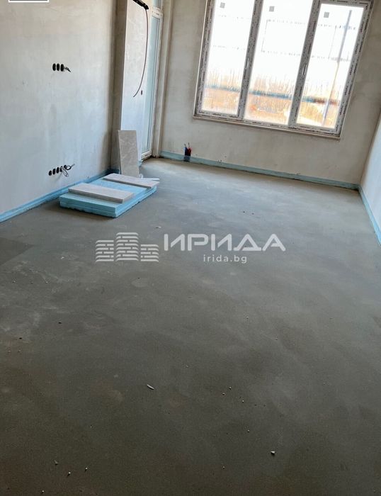 Двустаен апартамент в квартал Зона Б-19