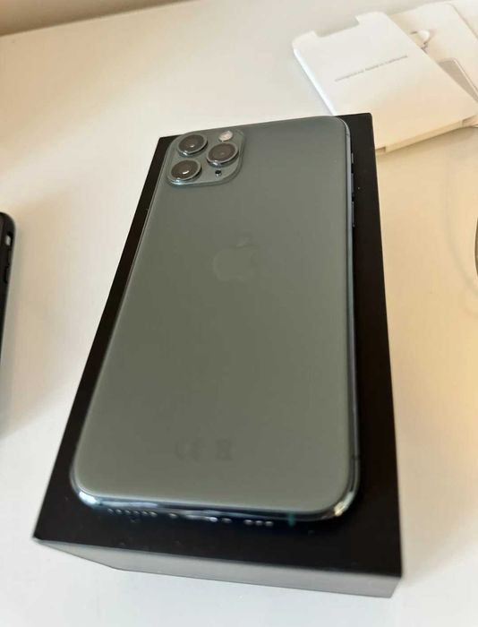 iPhone 11 Pro 64GB Midnight Green
