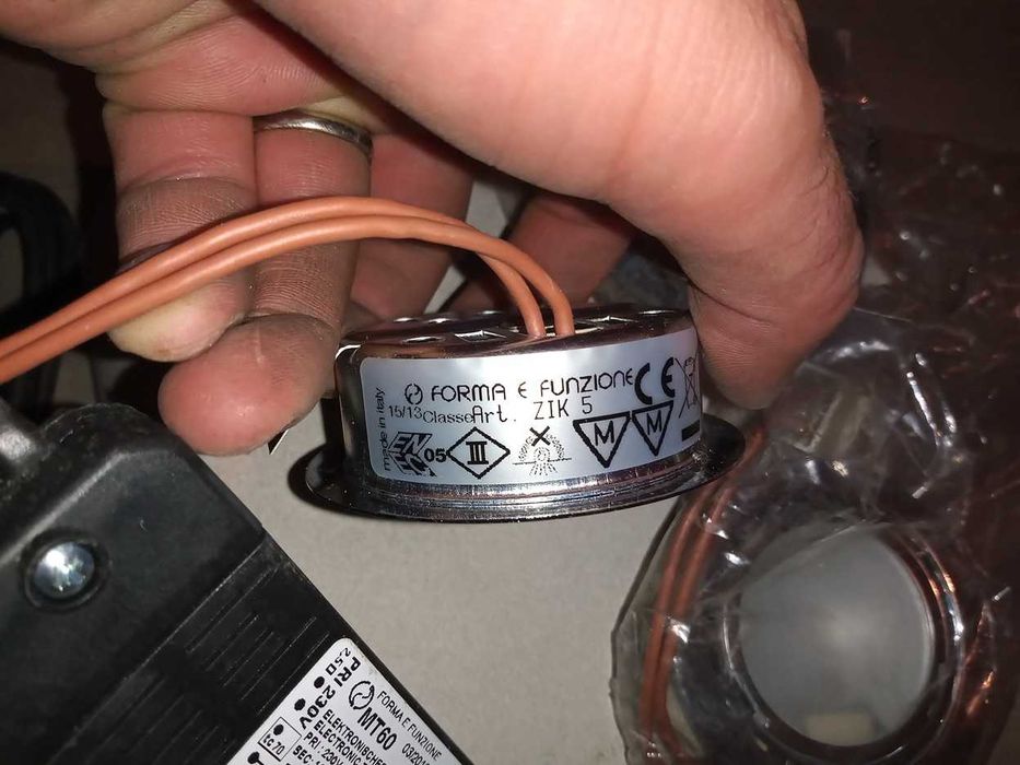 3 spoturi incastrabile halogen cu transformator inclus