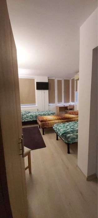 Inchiriez imobil 12 camere