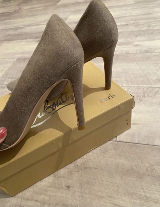 Туфли сатылады. 38размер