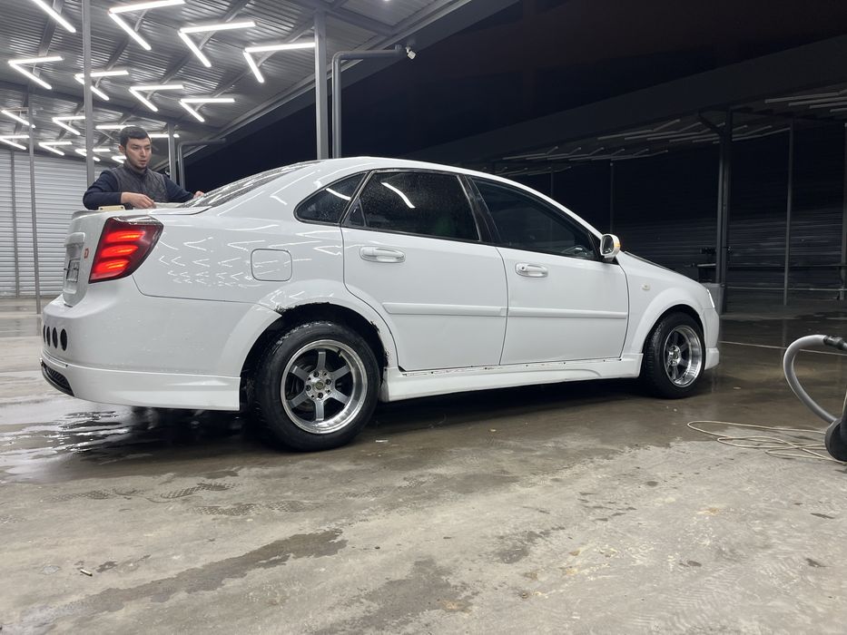 Lacetti obves krugavoy sotuda