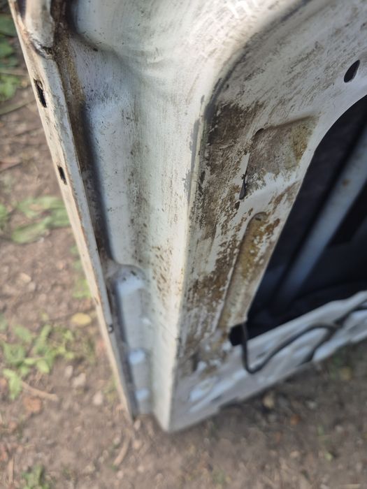Дверь Mercedes W124 левая зад
