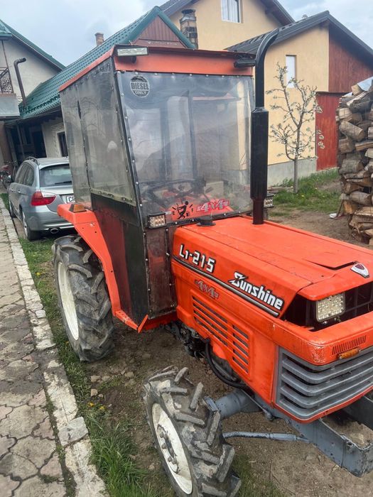 De vanzare tractoras L1-215 Sunshins kubota