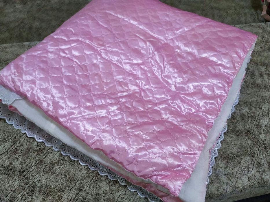 Продам бант на одеяло для выписки