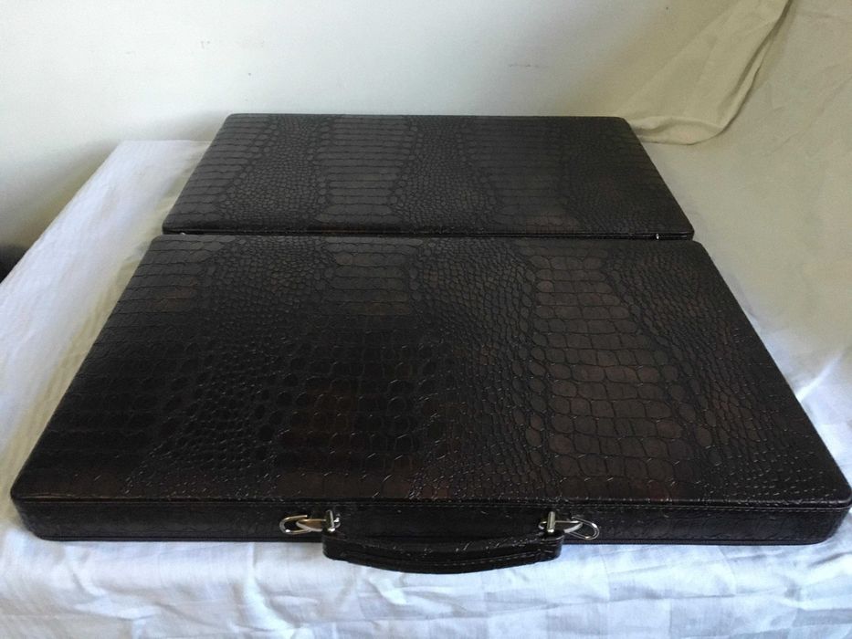 Joc Table (joc de Table) LUX – în servietă piele. SIGILAT!