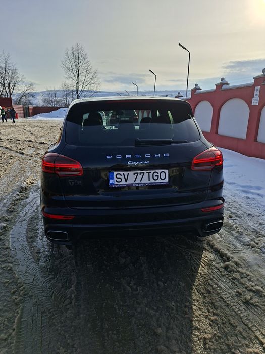 Porche Cayenne 2017 luna a 12 ! Platinum Edition. Euro 6...Perne
