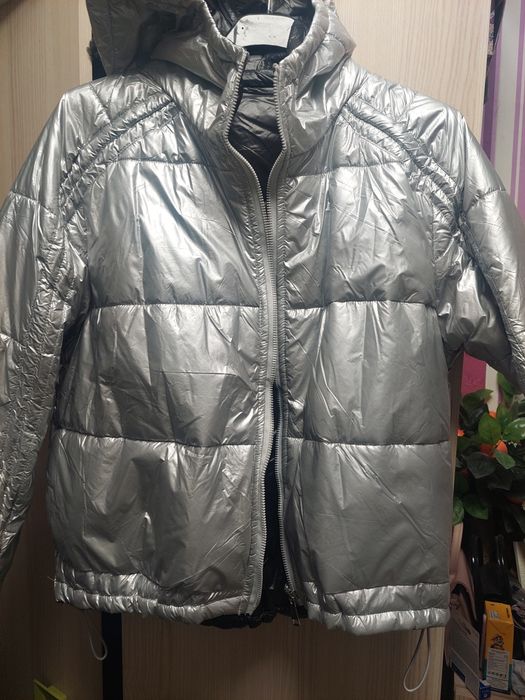 Дамско сребърно яке