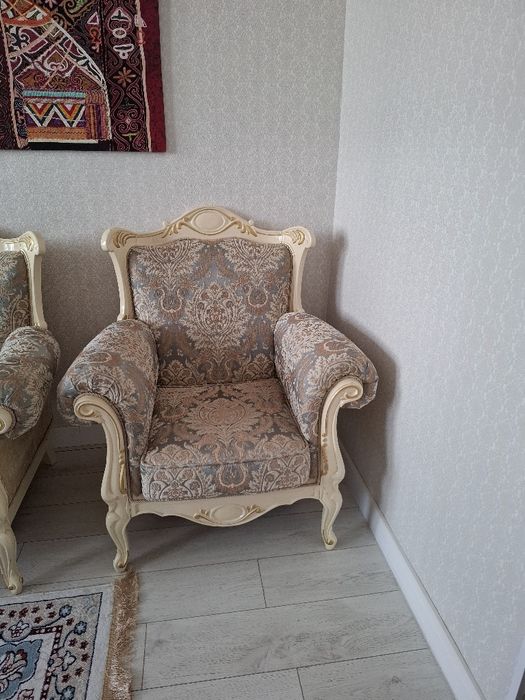 Диван 3+2+1 на ножках