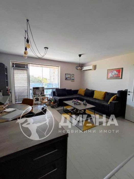 Продава се Двустаен апартамент в Пловдив, Гагарин - 82 кв.м за 1647 €/кв.м - Снимка #3