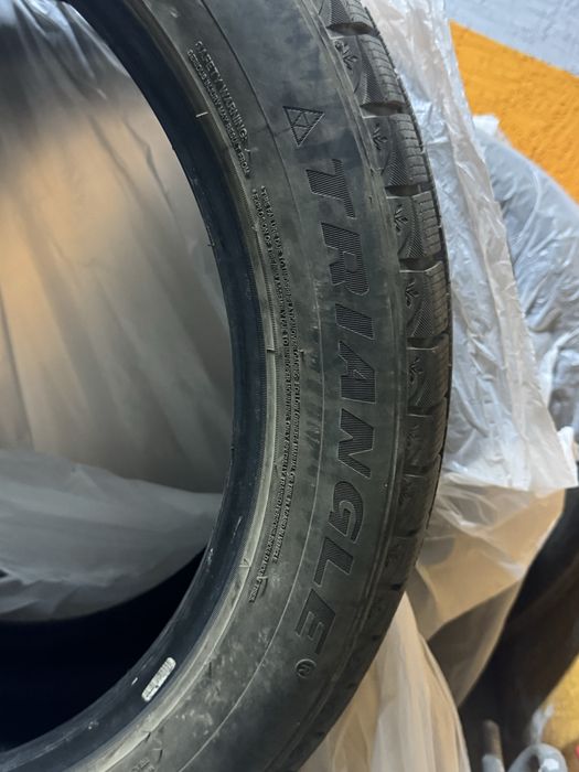 Комплект зимних шин липучка Triangle