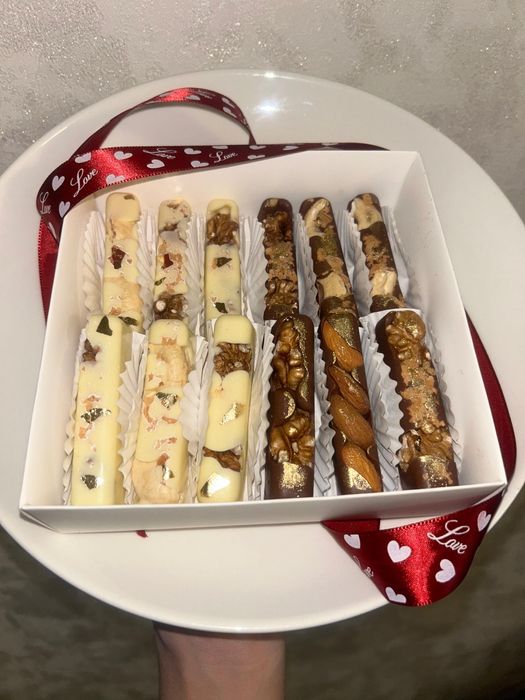 Шоколад с орешками