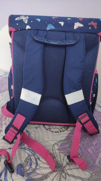 Раница Herlitz + подарък несесер Herlitz за момиче!