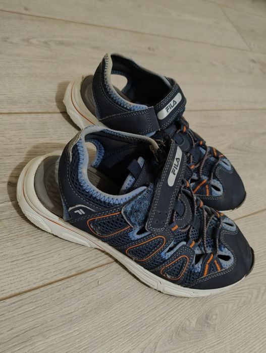 Adidași copii (masuri: 35,5 -36 -37)