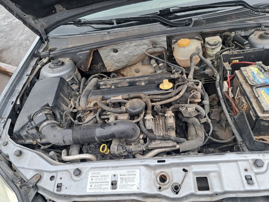 Опел Сигнум 2.2 16V на части !