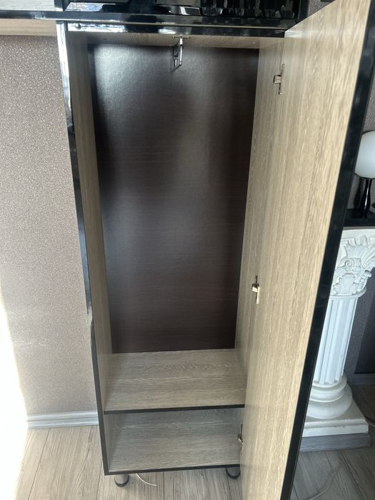 Продам шкаф в идеальном состоянии!!!