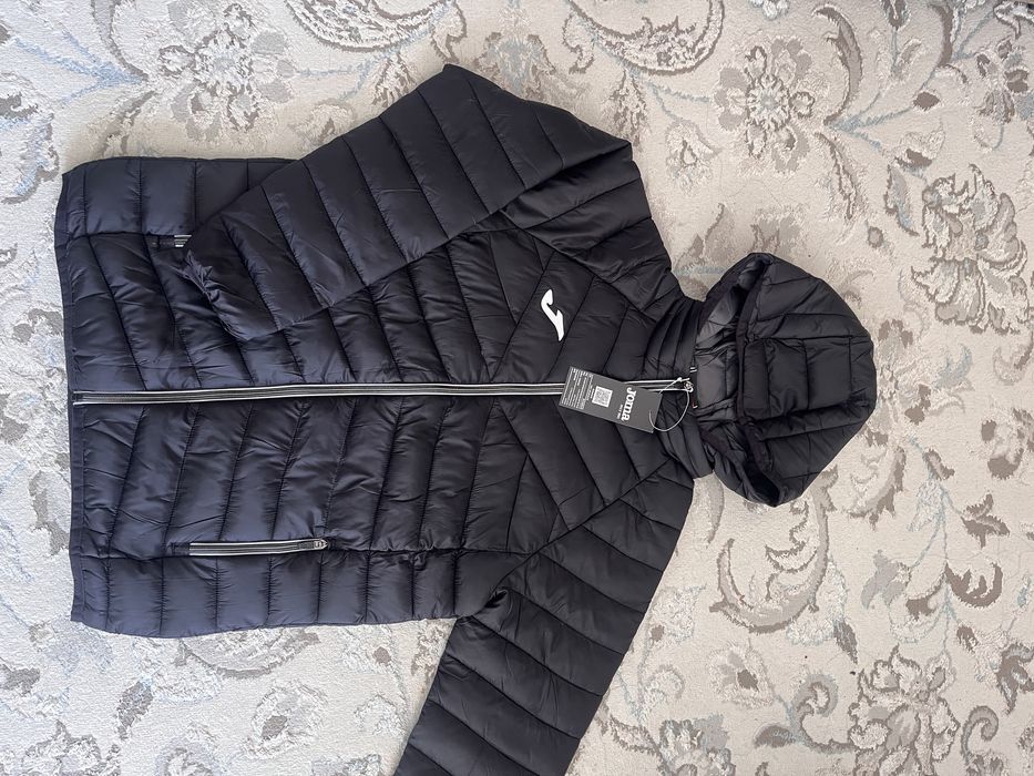 Демисезонная куртка JOMA