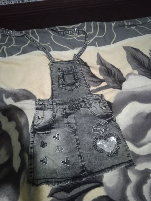 Продам детские платья