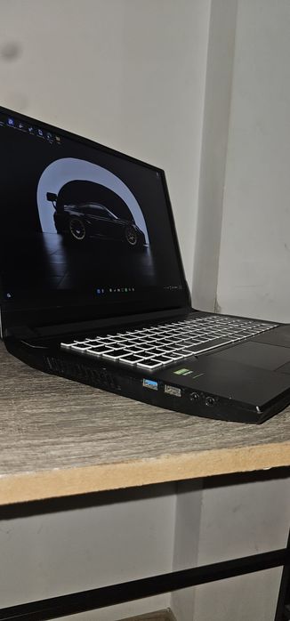 Laptop clevo N960KX gaming + cooler