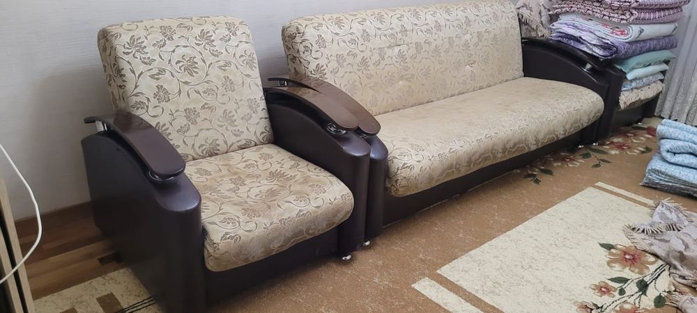 Продается шкаф и диван 3в1