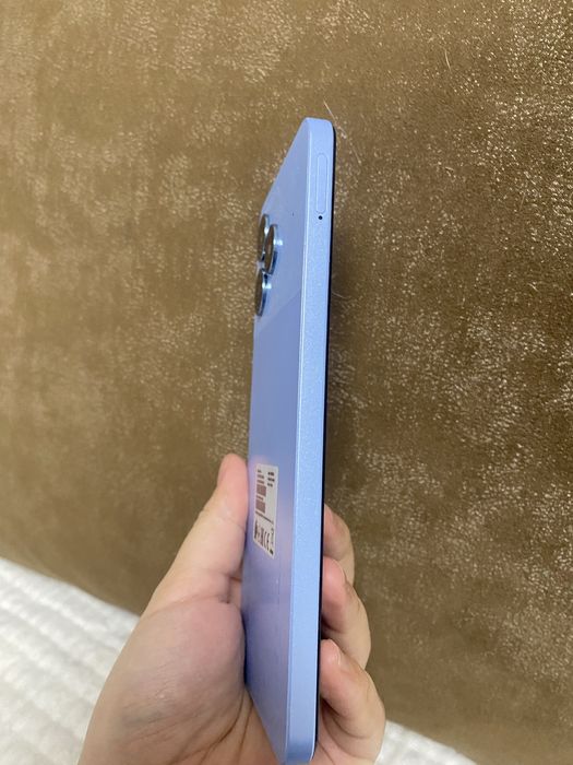 Продам телефон Realmi note 50