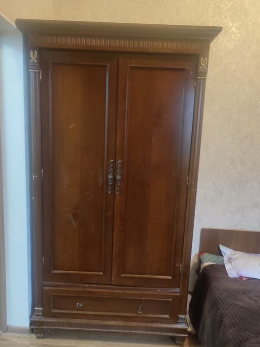 Продам б/у шкафы